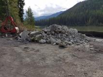 20170930_Concrete_Debris_from_Dam